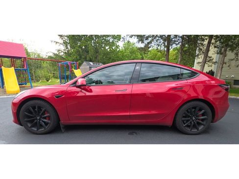 Used 2022 Tesla Model 3 Performance AWD/4WD image 2