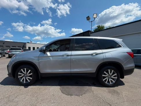 Used 2021 Honda Pilot EX image 2