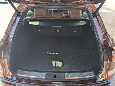 Used 2026 Toyota Crown Signia image 10