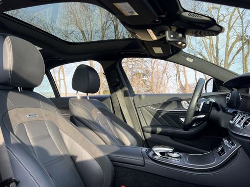 Used 2018 Mercedes-Benz E 43 AMG 4MATIC Sedan image 21