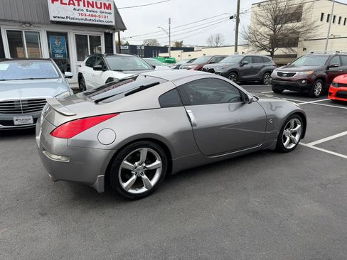 Used 2008 Nissan 350Z Enthusiast w/ Cargo Convenience Pkg image 9