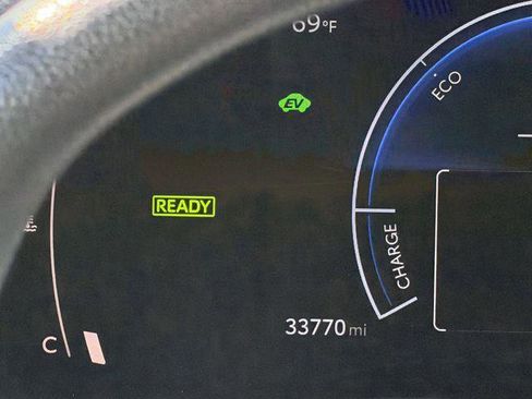 Certified 2025 Toyota Camry LE image 15