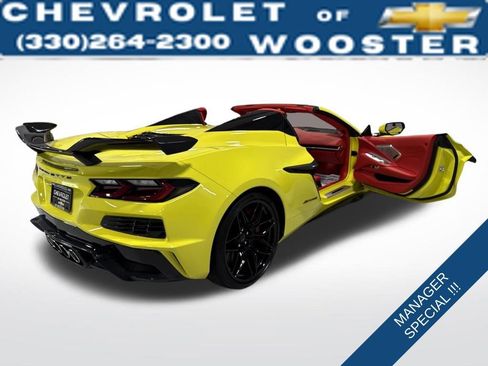 Used 2024 Chevrolet Corvette Z06 w/ Z07 Performance Package image 12