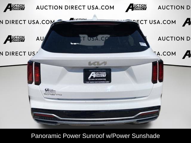 Used 2023 Kia Sorento EX w/ Panoramic Sunroof Package FWD image 5