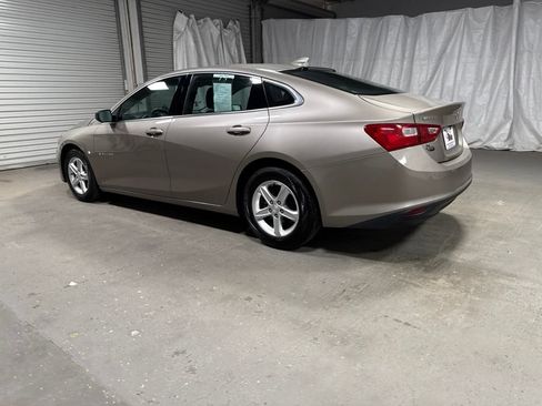 Used 2023 Chevrolet Malibu LT w/ Driver Confidence Package FWD image 5
