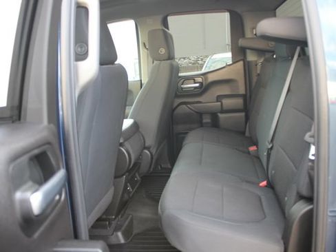 Used 2020 Chevrolet Silverado 1500 Custom Trail Boss w/ Custom Convenience Package AWD/4WD image 21