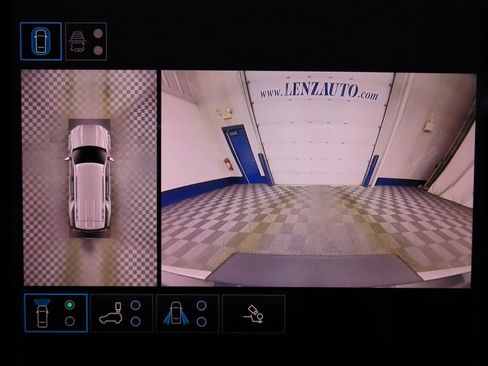 Used 2025 GMC Yukon Denali image 16