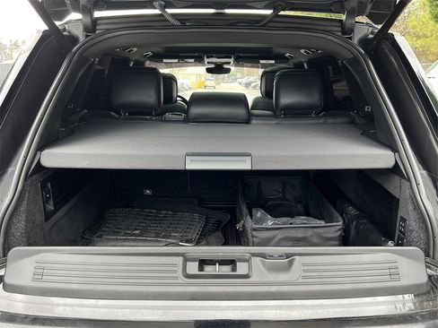 Used 2022 Land Rover Range Rover Westminster Edition image 5