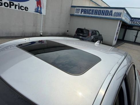 Used 2017 Honda HR-V EX-L image 8