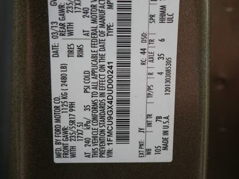 Used 2013 Ford Escape SE image 24