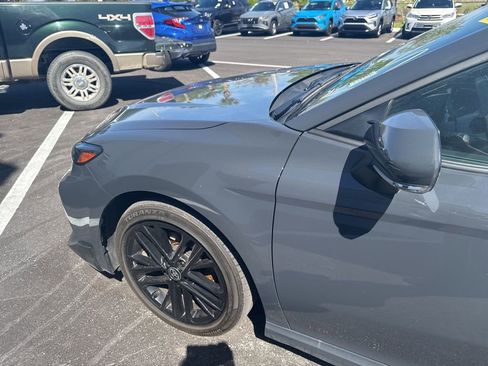 Used 2025 Toyota Camry SE w/ Convenience Package FWD image 8