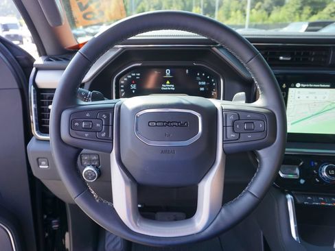 Used 2024 GMC Sierra 1500 Denali w/ Denali Reserve Package AWD/4WD image 15
