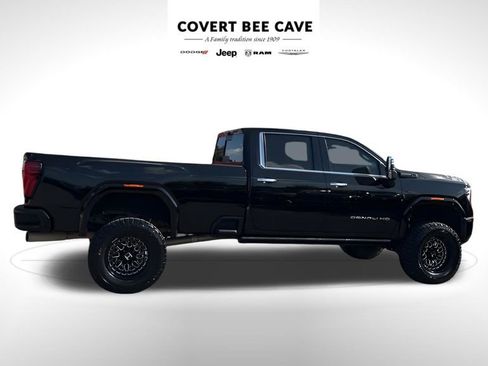 Used 2024 GMC Sierra 3500 Denali Ultimate image 10