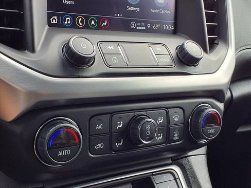 Used 2023 GMC Acadia SLT image 14