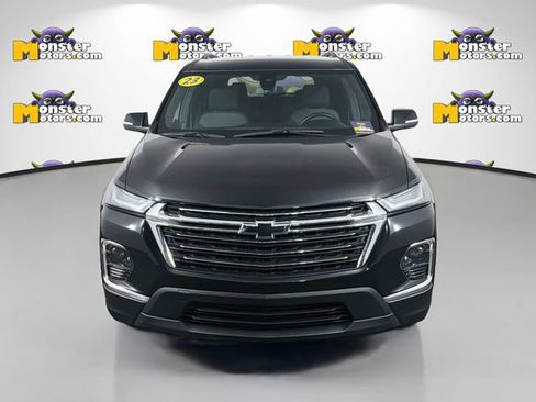 Used 2023 Chevrolet Traverse LT AWD/4WD image 2