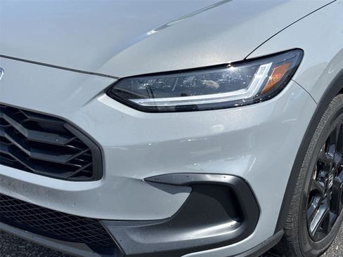 Used 2024 Honda HR-V Sport image 9