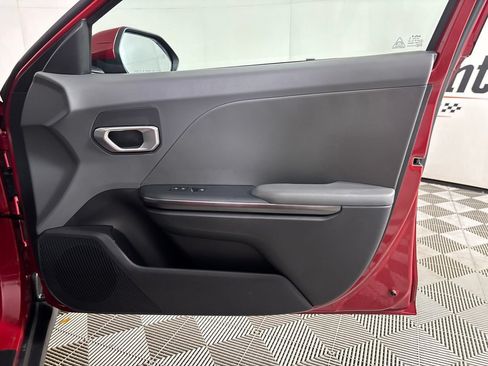 Used 2025 Kia K4 FWD image 24