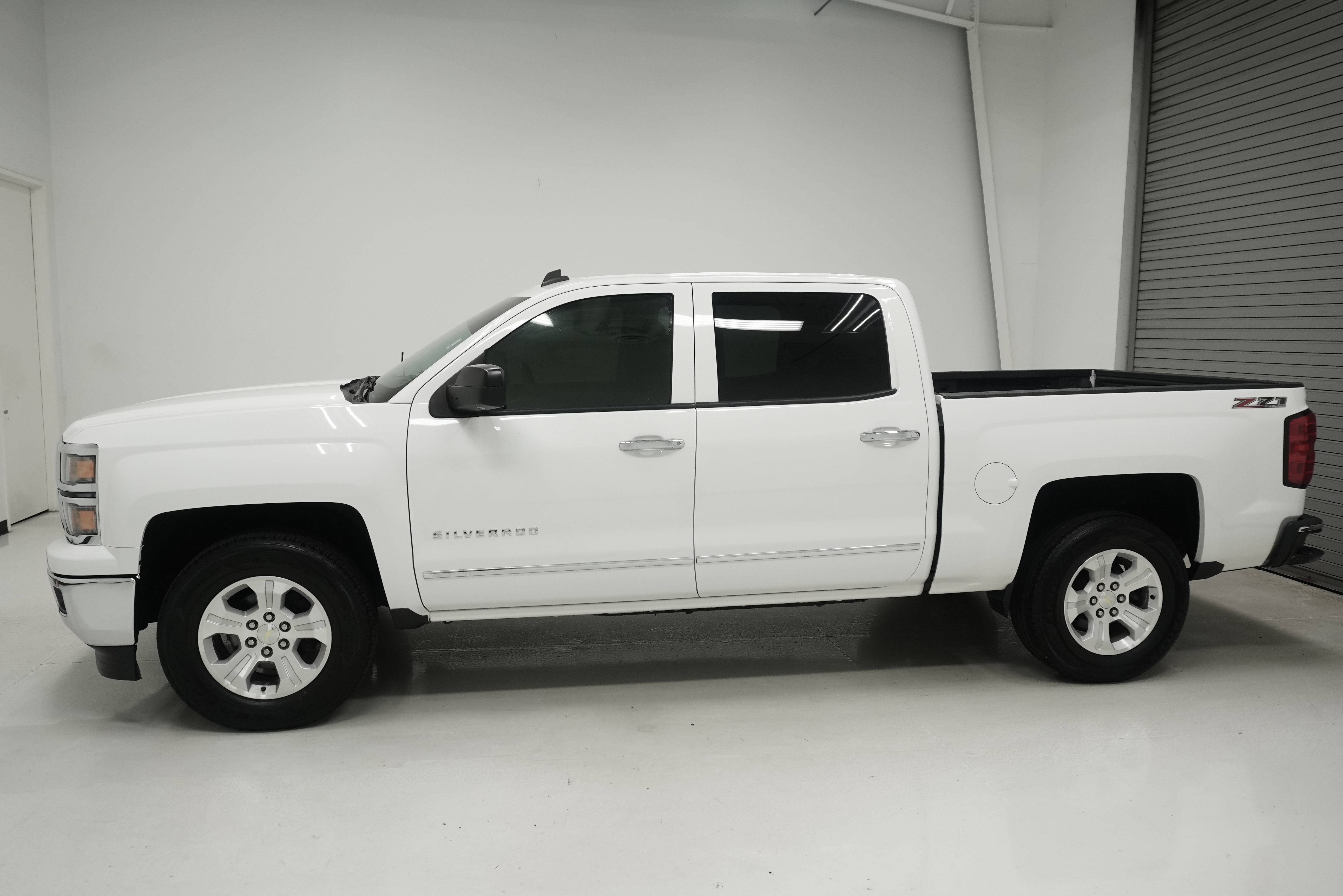 Used 2014 Chevrolet Silverado 1500 LTZ Z71 AWD/4WD image 6