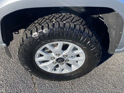Used 2025 Toyota Tacoma SR5 image 20