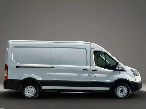 Used 2019 Ford Transit 150 148 Medium Roof RWD image 9