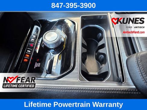 Used 2024 Jeep Wagoneer L Series II w/ Flexible Seating Group image 57