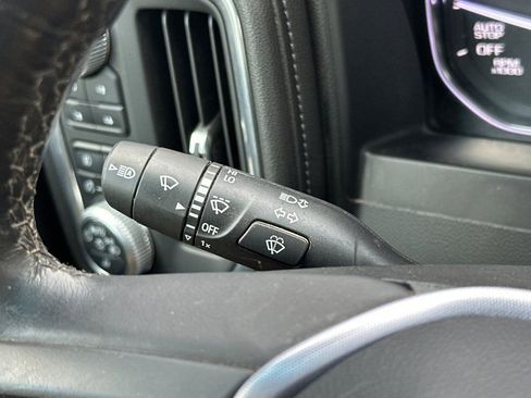 Used 2019 GMC Sierra 1500 SLT w/ SLT Premium Plus Package image 37