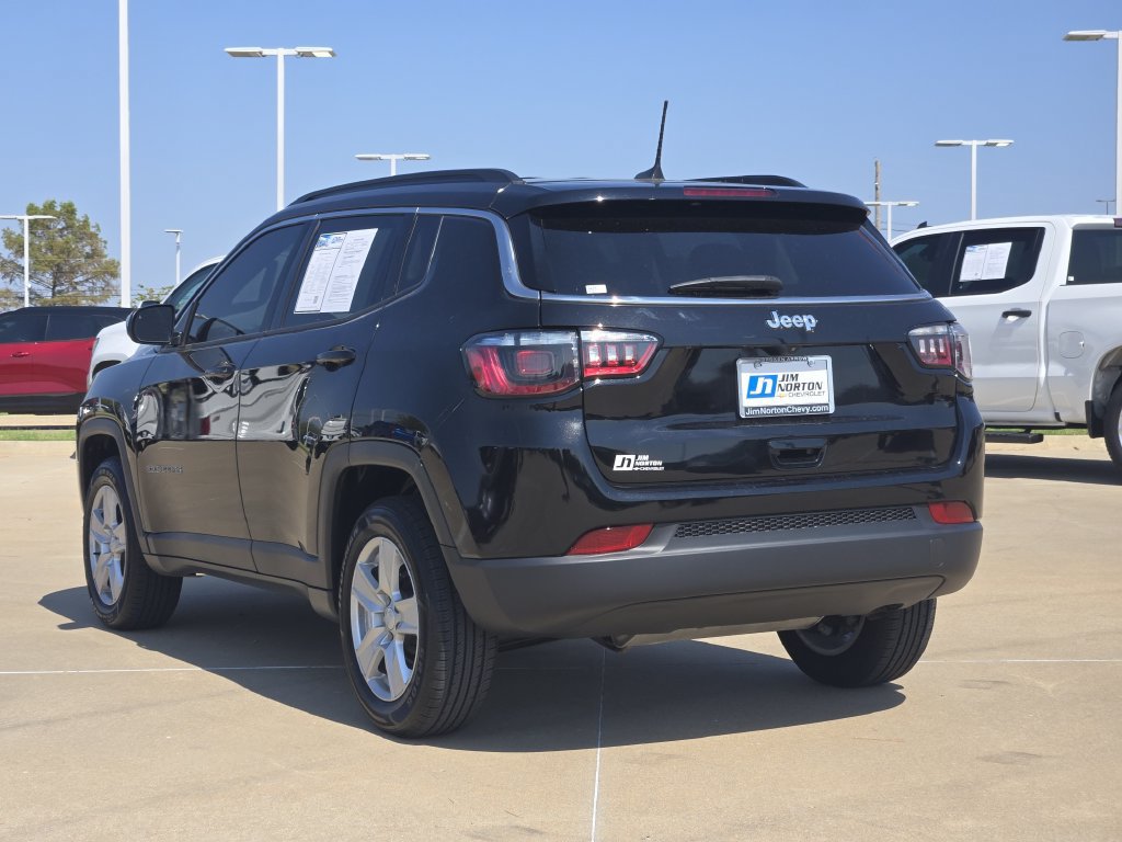 Used 2022 Jeep Compass Latitude AWD/4WD image 5