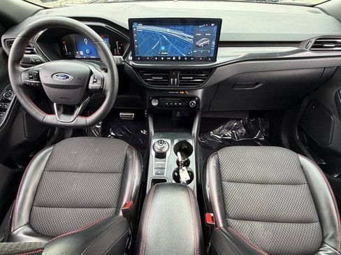 Certified 2023 Ford Escape ST-Line w/ Tech Pack #1 AWD/4WD image 2
