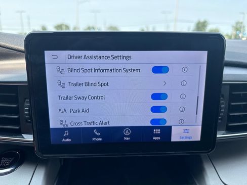 Used 2023 Ford Explorer XLT w/ Equipment Group 202A AWD/4WD image 16