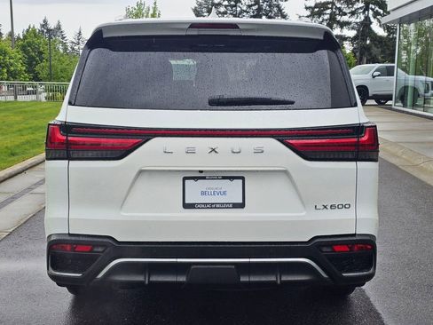 Used 2024 Lexus LX 600 F Sport AWD/4WD image 4