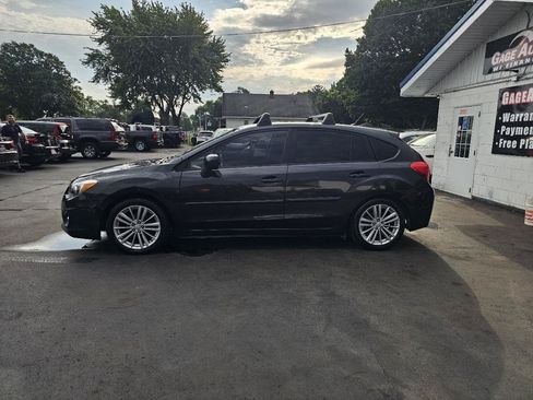 Used 2013 Subaru Impreza 2.0i Premium AWD/4WD image 6
