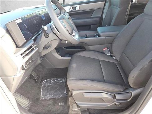 New 2026 Hyundai Santa Fe SE image 3