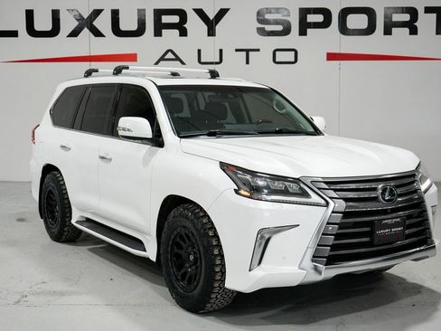 Used 2017 Lexus LX 570 4WD image 8