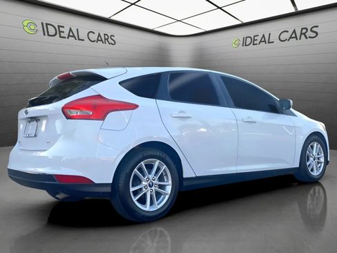 Used 2017 Ford Focus SE FWD image 7