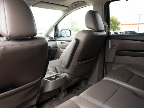 Used 2013 Honda Odyssey Touring image 21
