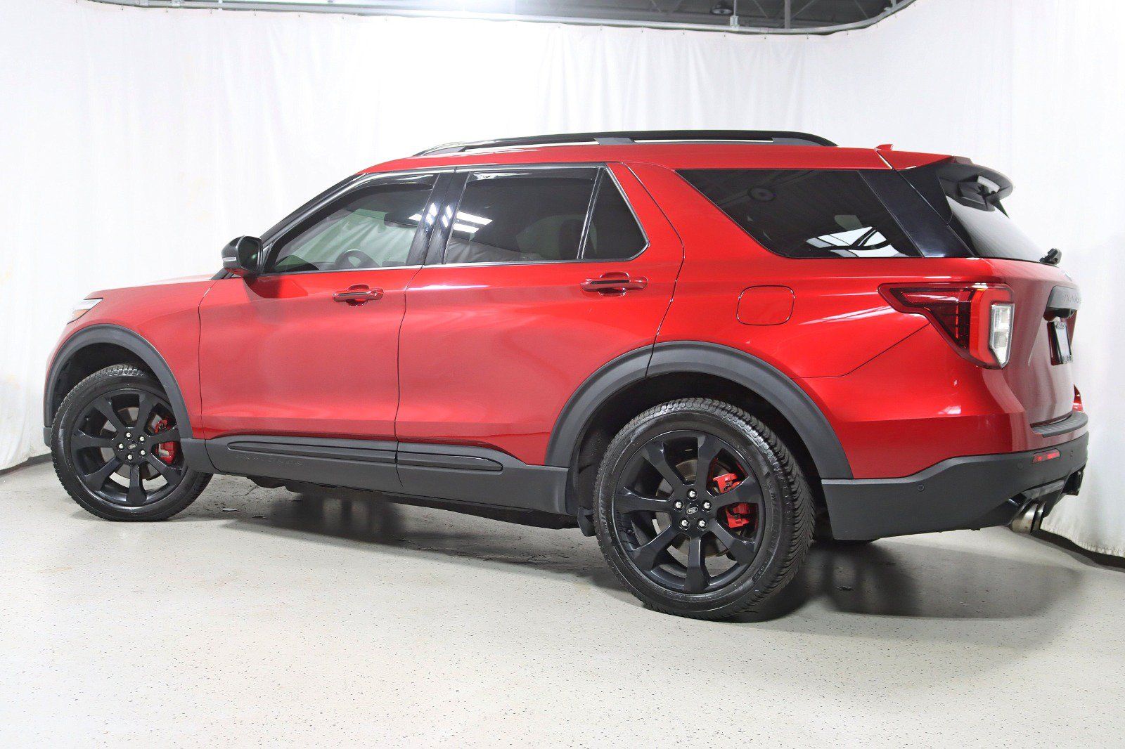 Used 2020 Ford Explorer ST w/ ST Street Pack AWD/4WD image 9