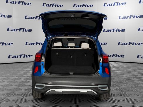 Used 2021 Kia Seltos EX AWD/4WD image 11