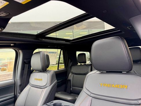 New 2026 Ford Expedition Tremor image 41