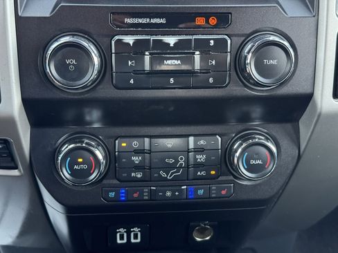 Used 2019 Ford F250 Lariat image 30