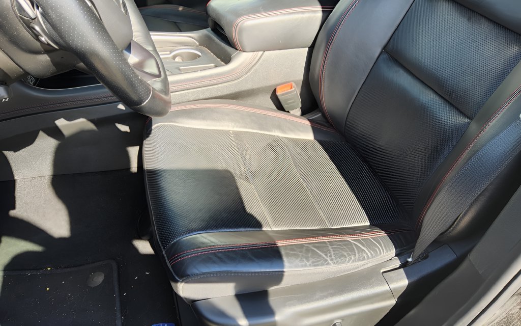 Used 2023 Dodge Durango GT AWD/4WD image 23