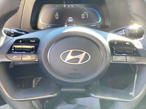 New 2026 Hyundai Elantra SEL Sport FWD image 25