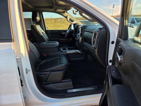 Used 2020 Chevrolet Silverado 1500 RST image 9