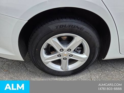 Used 2024 Chevrolet Malibu LT FWD image 15