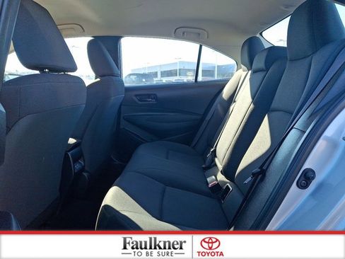 Used 2023 Toyota Corolla LE image 10