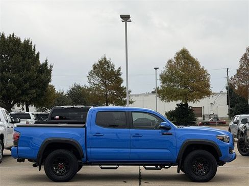 Used 2019 Toyota Tacoma TRD Pro image 3