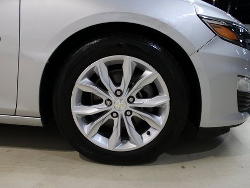 Used 2019 Chevrolet Malibu LT image 13