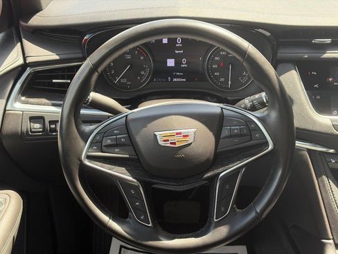 Certified 2023 Cadillac XT5 Premium Luxury w/ Technology Package AWD/4WD image 11