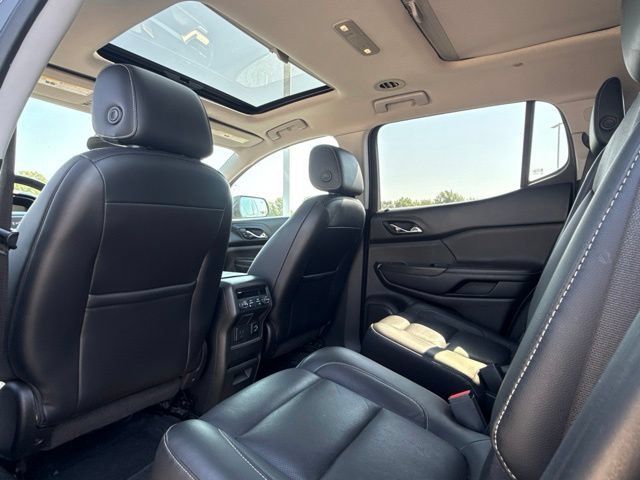 Used 2017 GMC Acadia SLT FWD image 11