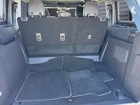 Used 2025 Ford Bronco Outer Banks AWD/4WD image 11