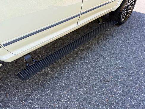 New 2026 RAM 2500 Limited image 8